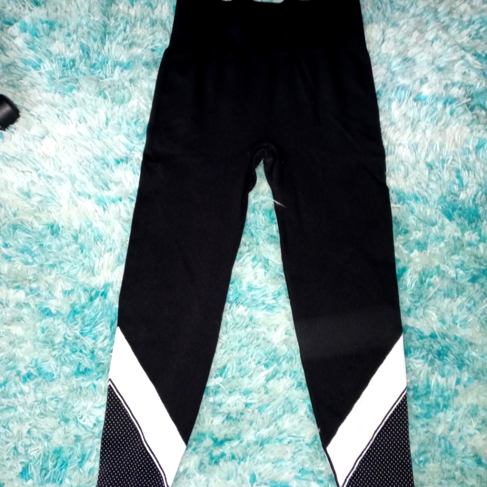 New without tags love pink pants cool n comfy